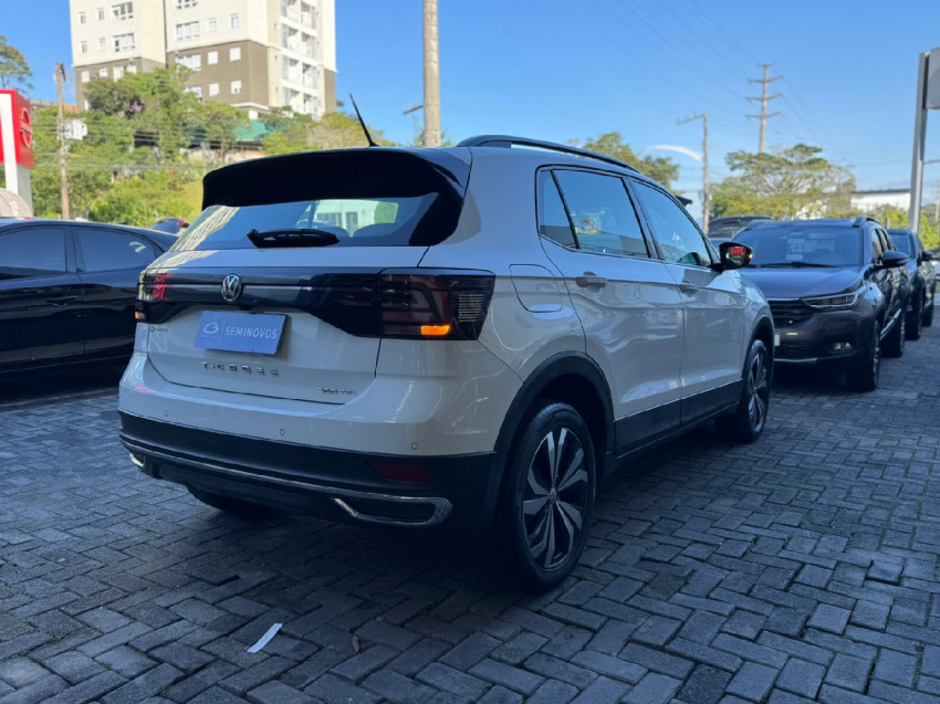 volkswagen t-cross 1.0 200 tsi total flex comfortline automatico 4p 202111