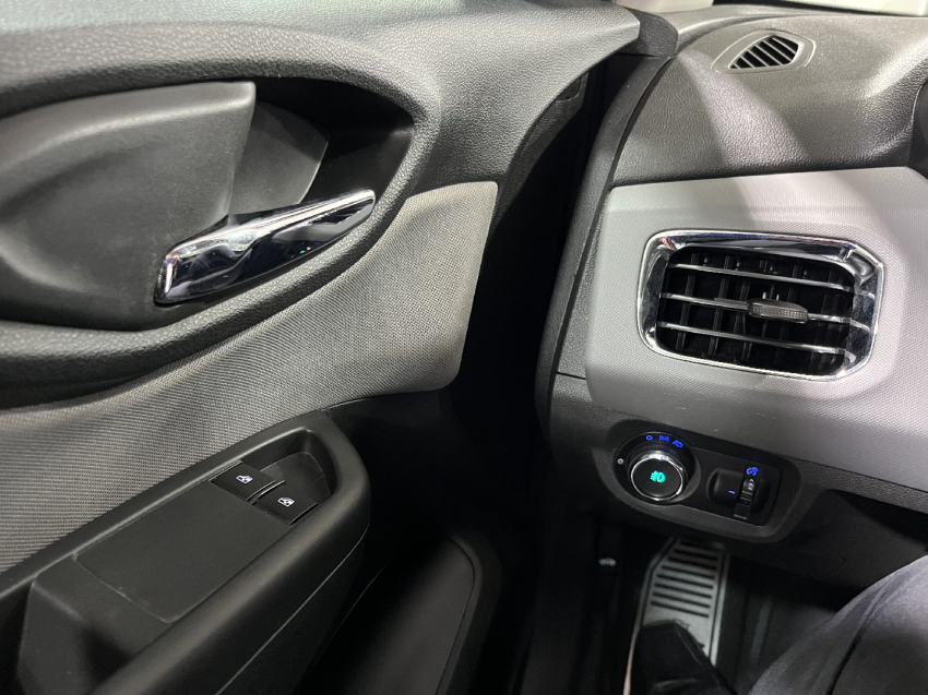 chevrolet onix 1.4 mpfi advantage 8v flex 4p automatico 201915