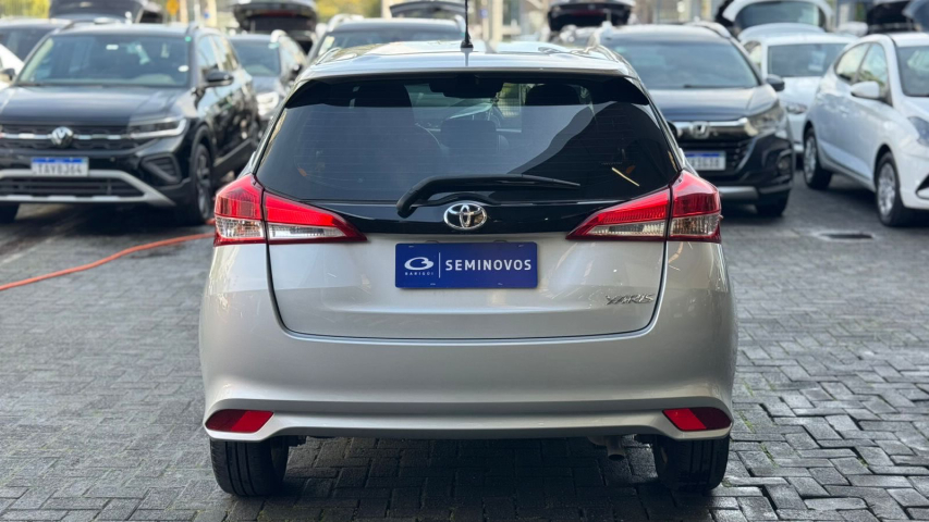 toyota yaris 1.5 16v flex xl multidrive 4p automatico 20251