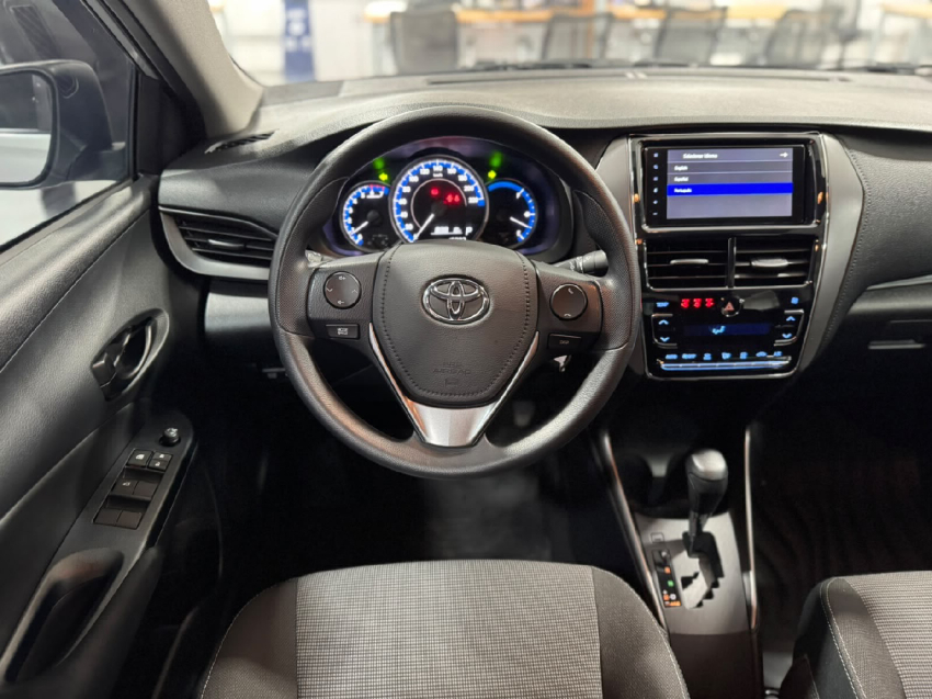 toyota yaris 1.5 16v flex sedan xl multidrive 4p automatico 20258