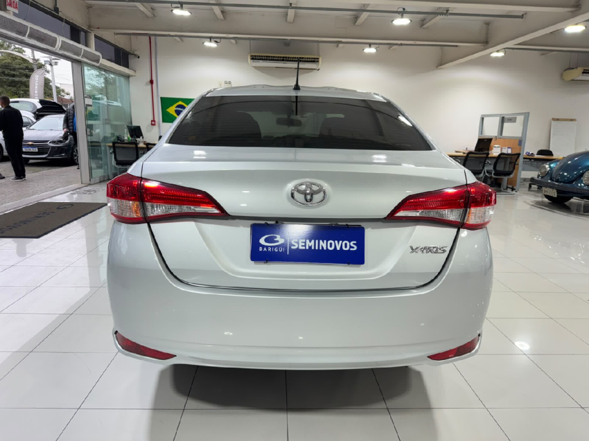 toyota yaris 1.5 16v flex sedan xl multidrive 4p automatico 202510
