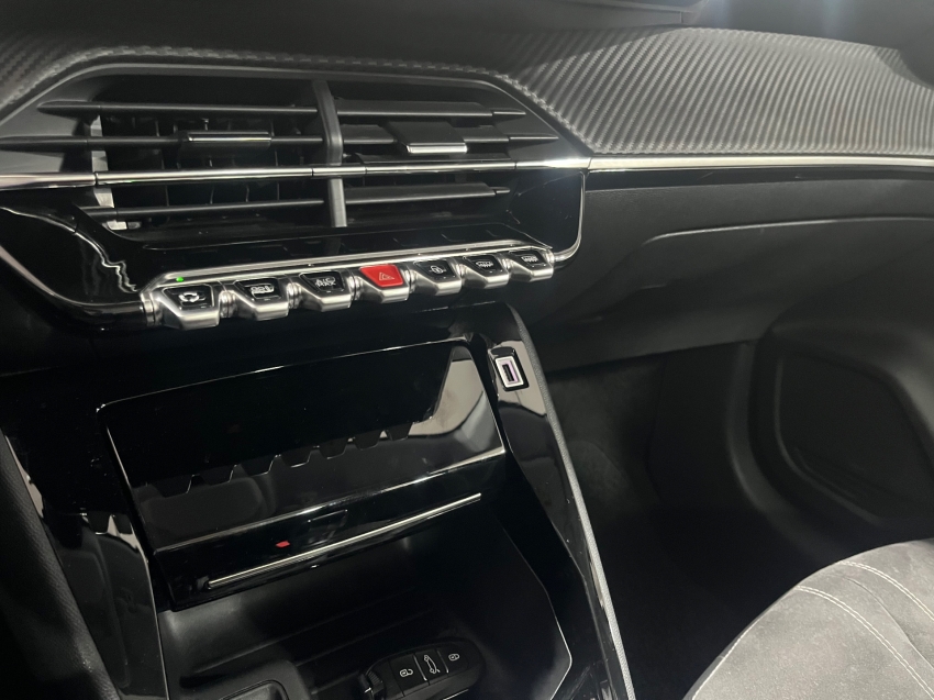 peugeot 208 1.6 16v flex griffe at6 4p automatico 202116