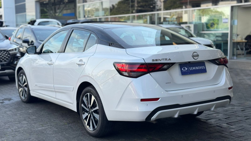 sentra exclusive 2.0 - test drive 2500km 25/26 impecavel vox joinville5