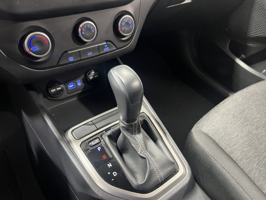 creta 1.6 atitude automatico - com multimidia e todas revisoes na concessionaria vox joinville10