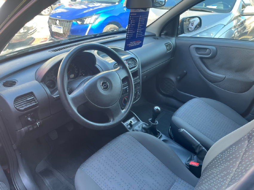 chevrolet corsa 1.4 mpfi maxx 8v flex 4p manual 2010/10 - basico 4 portas baixa km!! vox joinville! cautelar 100% aprovada sem sinistro leilao7