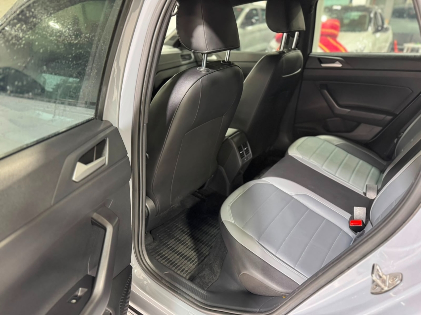 volkswagen nivus 1.0 200 tsi total flex highline automatico 4p 20245