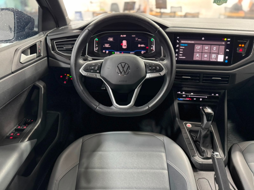 volkswagen nivus 1.0 200 tsi total flex highline automatico 4p 20247