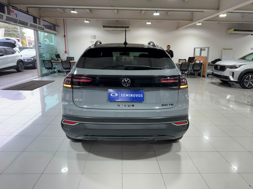 volkswagen nivus 1.0 200 tsi total flex highline automatico 4p 202414