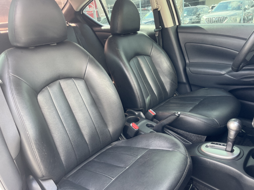 nissan versa 1.6 16v flexstart sl 4p xtronic flex automatico 201818