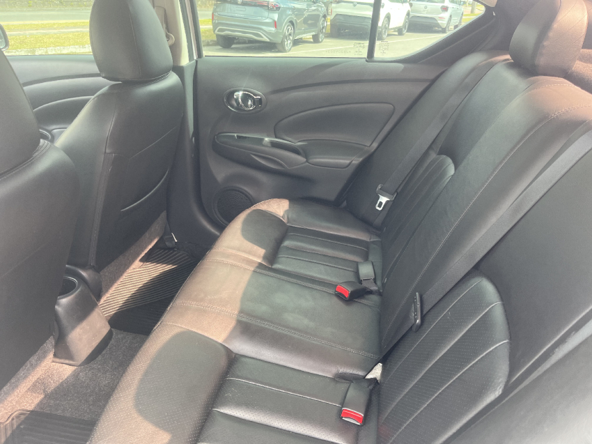 nissan versa 1.6 16v flexstart sl 4p xtronic flex automatico 20185