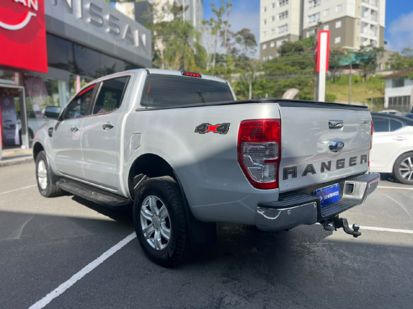 ford ranger 3.2 xlt 4x4 cd 20v diesel 4p automatico 20235