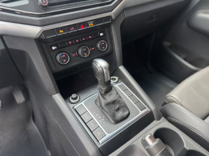 volkswagen amarok 3.0 v6 tdi diesel highline cd 4motion automatico 4p 202111