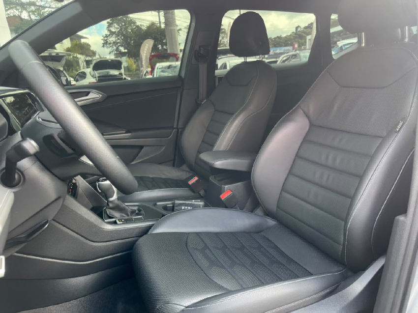 taos highline 1.4 tsi flex - 2024 apenas 4.000km gar fabrica ativa unico dono vox joinville15