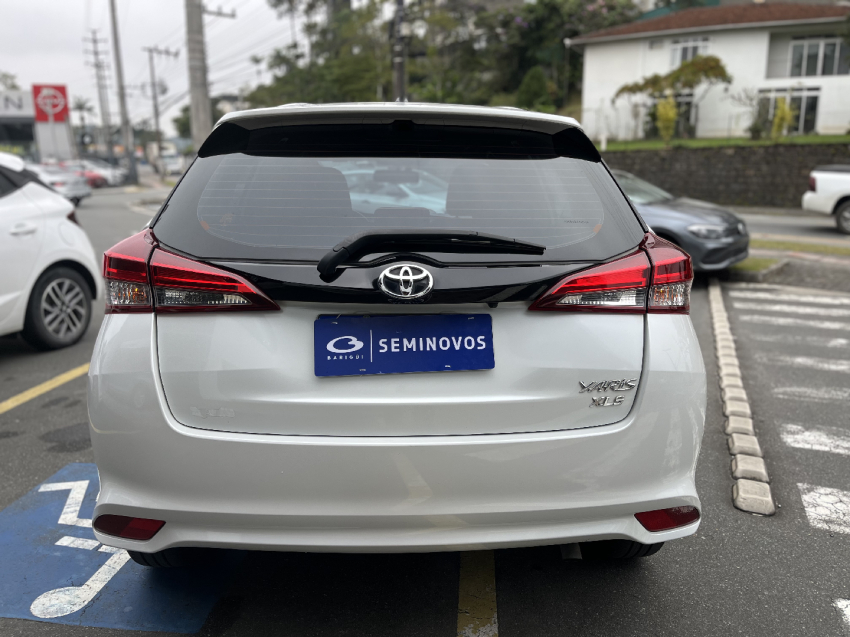 toyota yaris 1.5 16v flex xls connect multidrive 4p automatico 20214