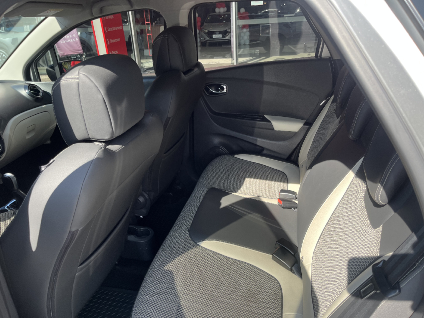 renault captur 1.6 16v sce flex intense x-tronic 4p automatico 20199