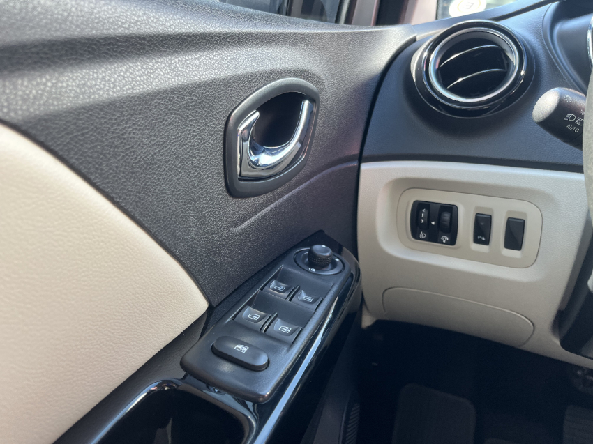 renault captur 1.6 16v sce flex intense x-tronic 4p automatico 201912