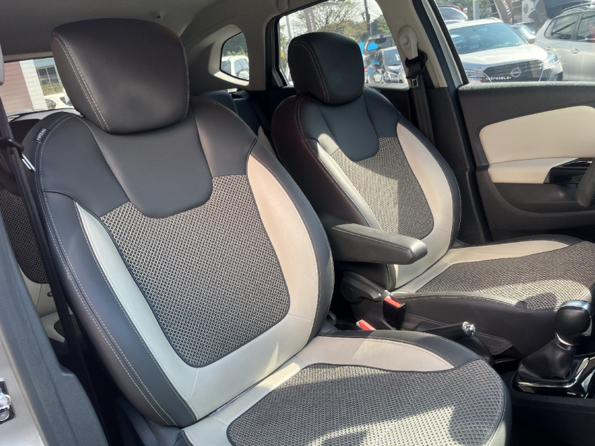 renault captur 1.6 16v sce flex intense x-tronic 4p automatico 201916