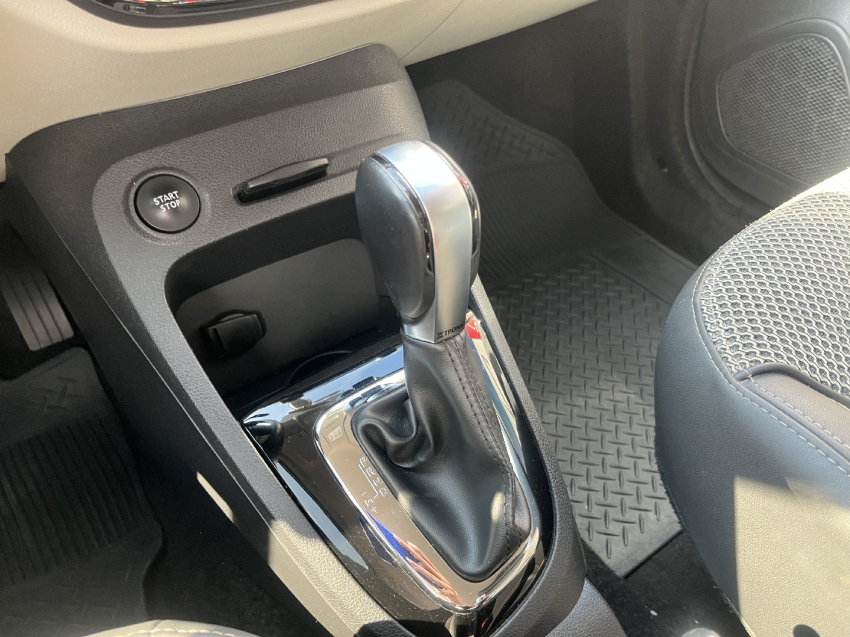 renault captur 1.6 16v sce flex intense x-tronic 4p automatico 201911