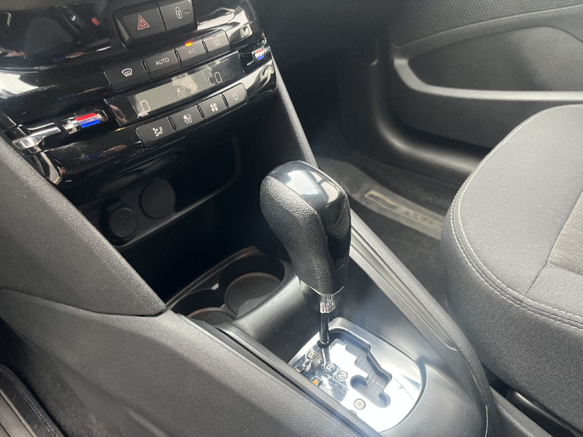 peugeot 2008 1.6 16v flex style 4p automatico 20196