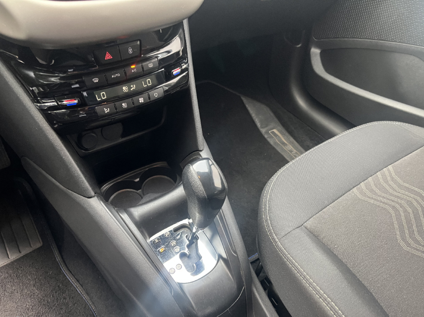 peugeot 2008 1.6 16v flex style 4p automatico 201912