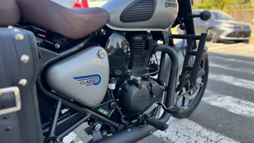 royal enfield classic 350 gasolina 202310