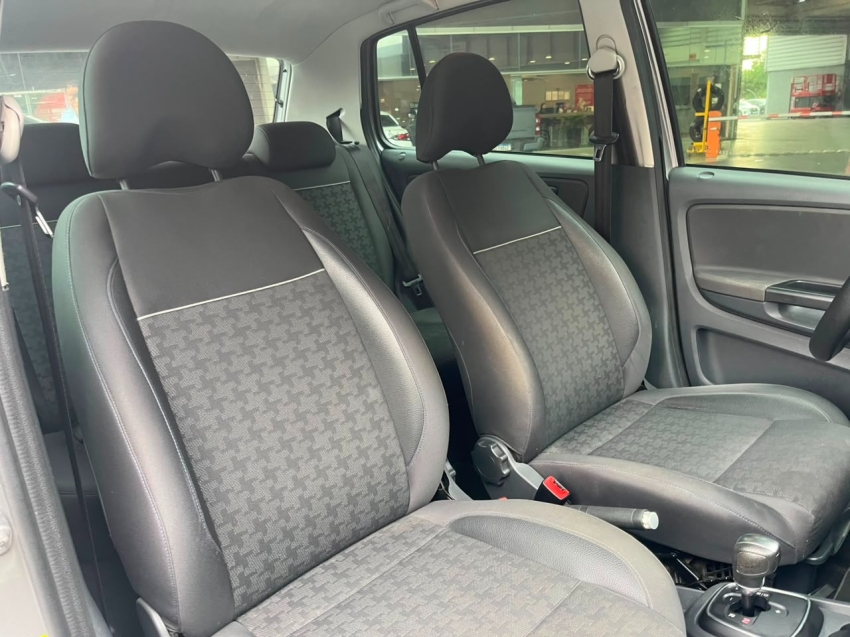 volkswagen fox 1.6 msi highline 16v flex 4p automatizado automatico 20168