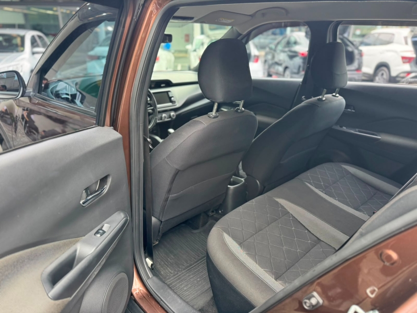 nissan kicks 1.6 16v flexstart sv 4p xtronic flex automatico 20194