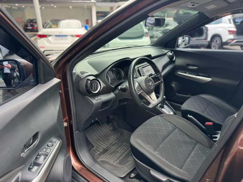 nissan kicks 1.6 16v flexstart sv 4p xtronic flex automatico 20193