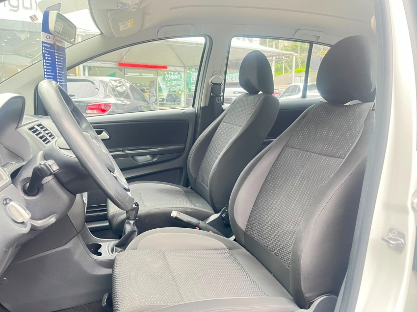 volkswagen fox 1.6 msi total flex connect 4p manual 20213
