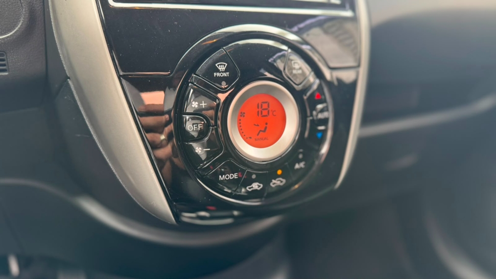 nissan versa 1.6 16v flexstart sl 4p xtronic flex automatico 20198