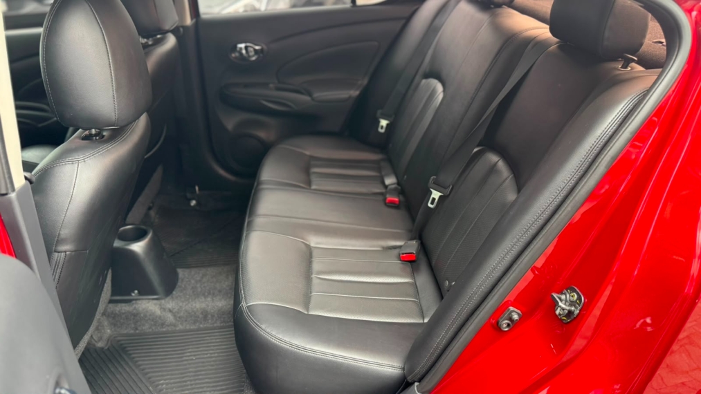 nissan versa 1.6 16v flexstart sl 4p xtronic flex automatico 201910