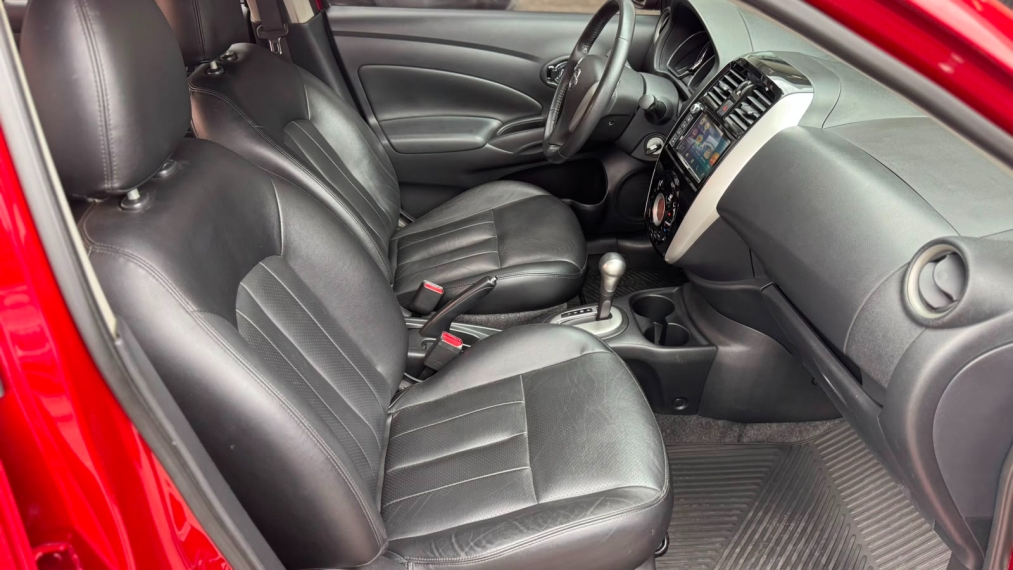 nissan versa 1.6 16v flexstart sl 4p xtronic flex automatico 201912