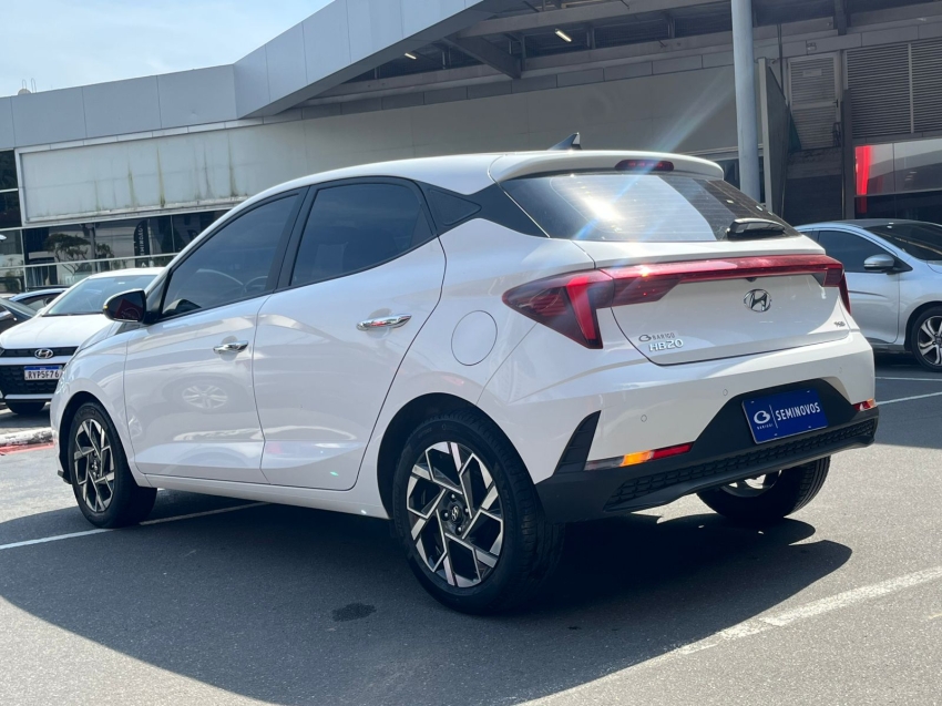 hyundai hb20 1.0 tgdi flex platinum automatico 4p 202311