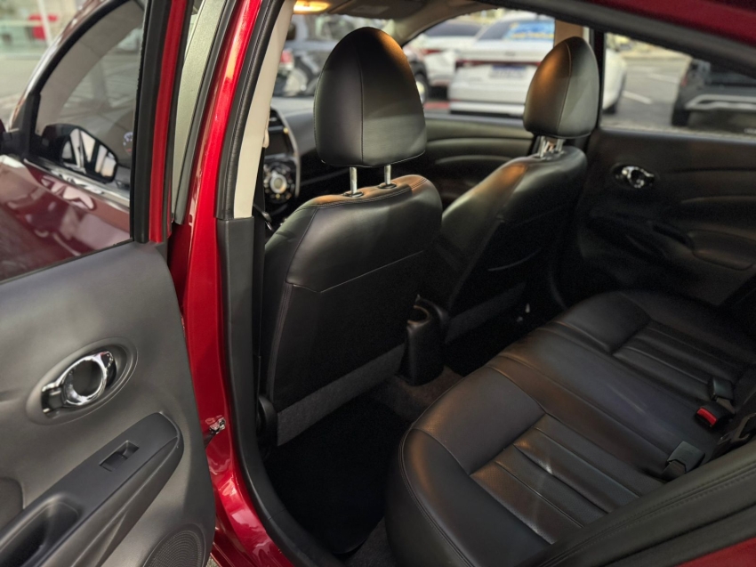 nissan versa 1.6 16v flexstart sl 4p xtronic flex automatico 20195