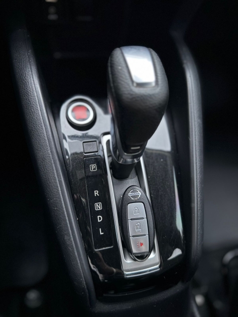 nissan kicks 1.6 16v flexstart sv 4p xtronic flex automatico 201813