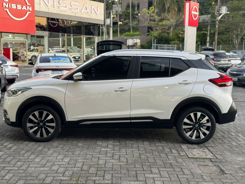 nissan kicks 1.6 16v flexstart sv 4p xtronic flex automatico 201814