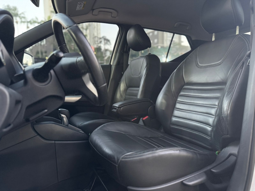nissan kicks 1.6 16v flexstart sv 4p xtronic flex automatico 20186