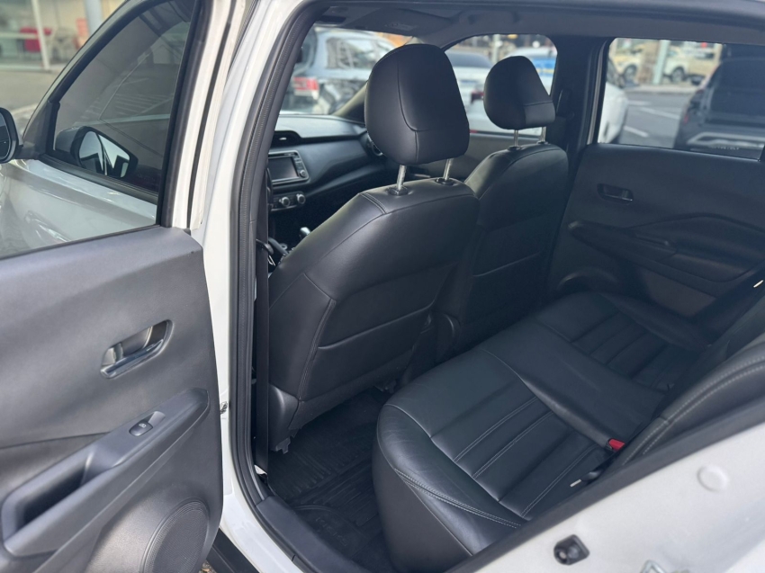 nissan kicks 1.6 16v flexstart sv 4p xtronic flex automatico 20185