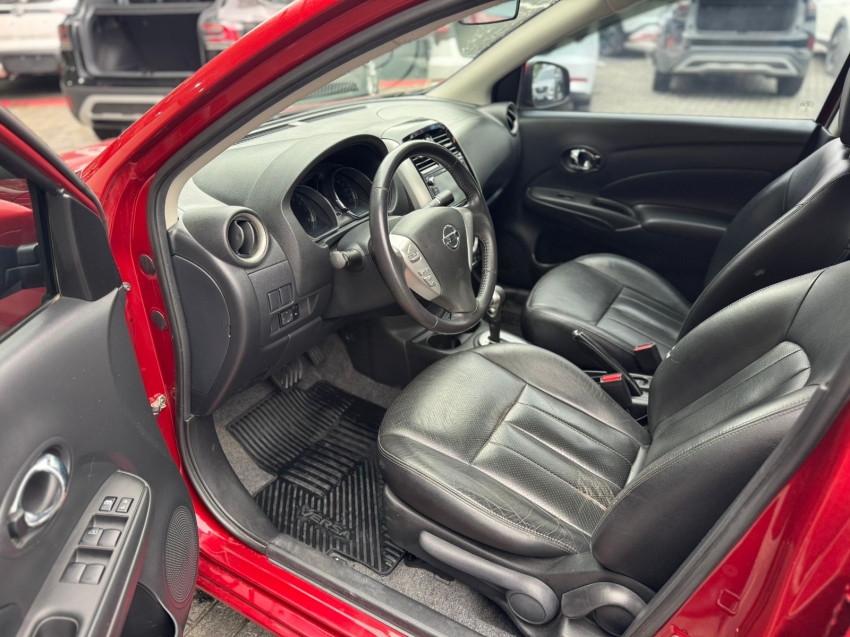nissan versa 1.6 16v flexstart sl 4p xtronic flex automatico 20195