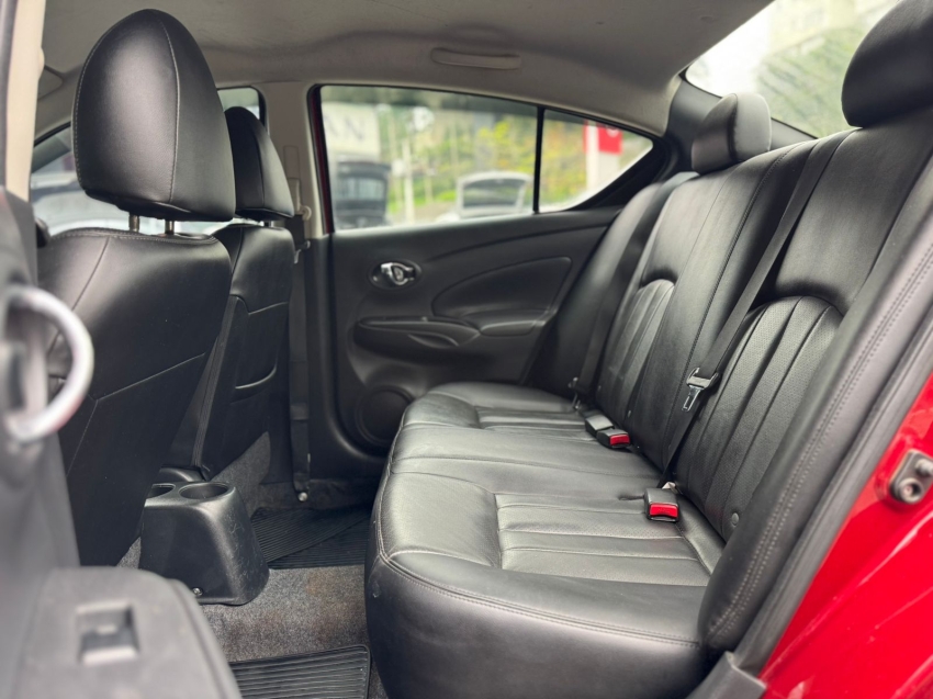 nissan versa 1.6 16v flexstart sl 4p xtronic flex automatico 20196