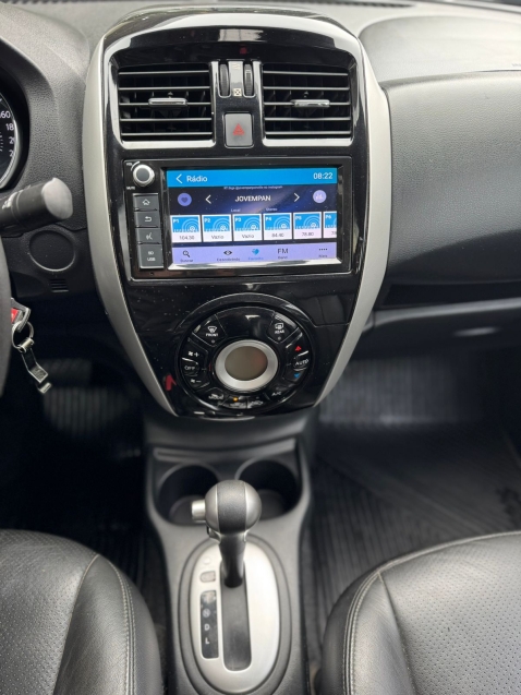 nissan versa 1.6 16v flexstart sl 4p xtronic flex automatico 201913