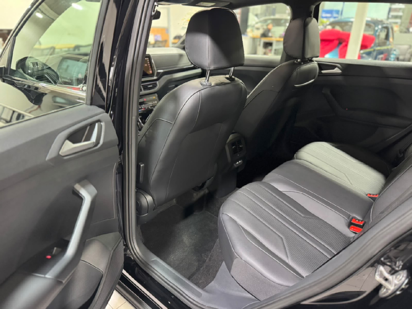 volkswagen t-cross 1.4 250 tsi total flex highline automatico 4p 20263