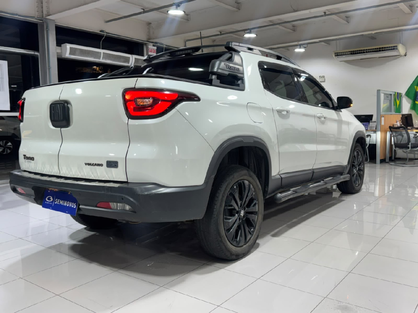 fiat toro 1.3 turbo 270 flex volcano at6 4p automatico 202410