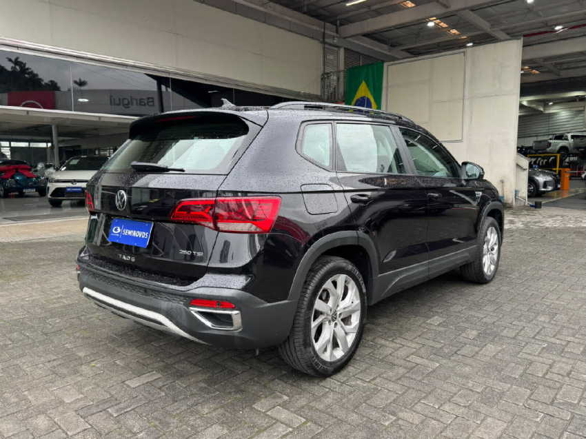 volkswagen taos 1.4 250 tsi total flex comfortline automatico 4p 202215