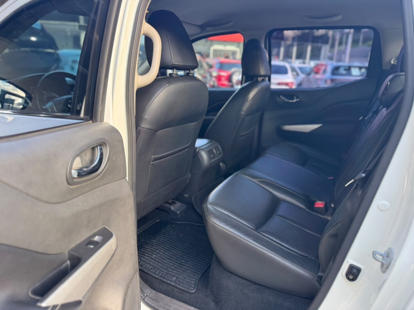 nissan frontier 2.3 16v turbo diesel xe cd 4x4 automatico 4p 20226