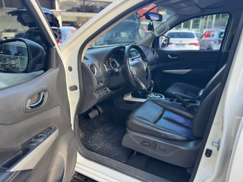 nissan frontier 2.3 16v turbo diesel xe cd 4x4 automatico 4p 20225