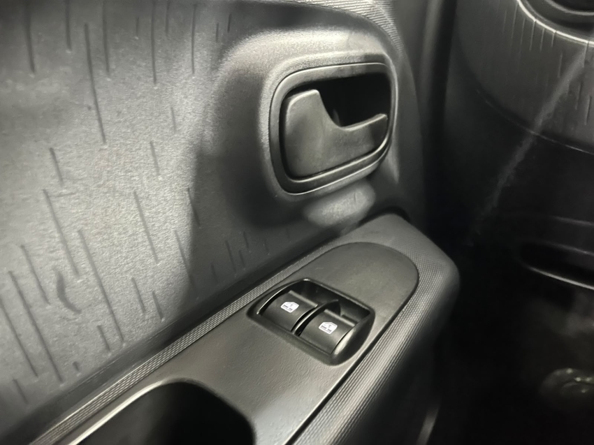 fiat mobi 1.0 firefly flex like. manual 4p 20253