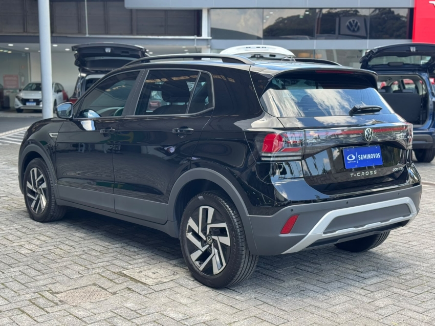volkswagen t-cross 1.0 200 tsi total flex comfortline automatico 4p 202514