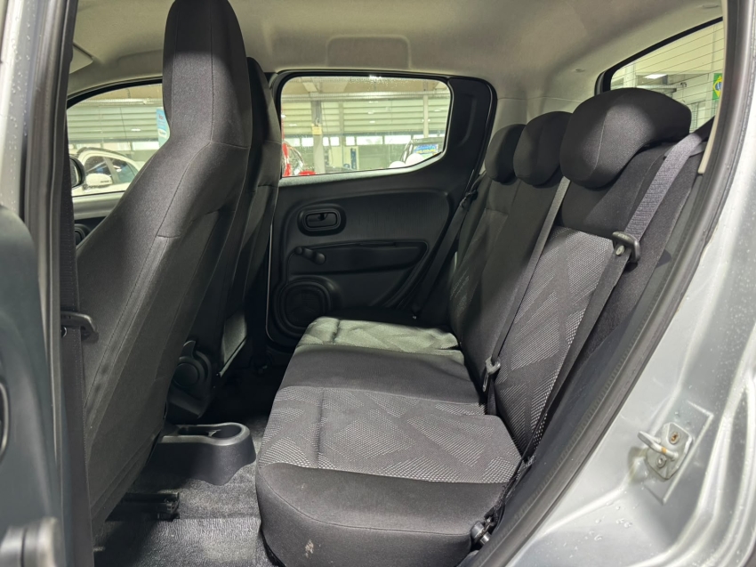 fiat mobi 1.0 firefly flex like. manual 4p 20255
