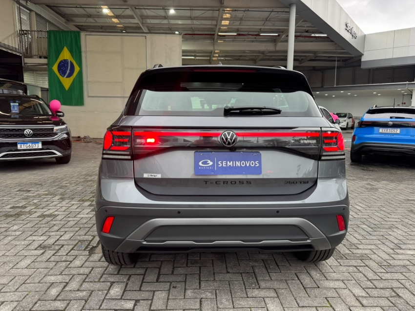 volkswagen t-cross 1.4 250 tsi total flex extreme automatico 4p 202615
